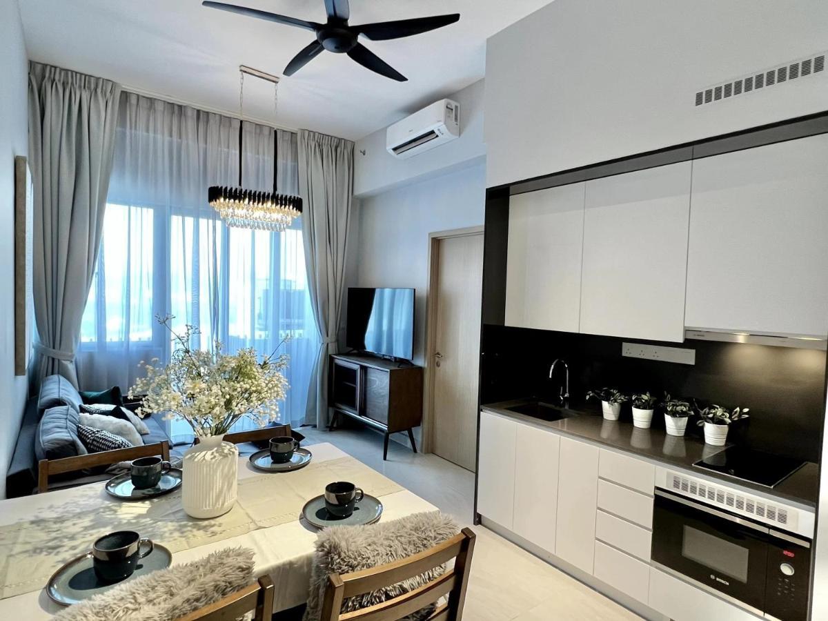 The Luxe By Infinitum Aparthotel