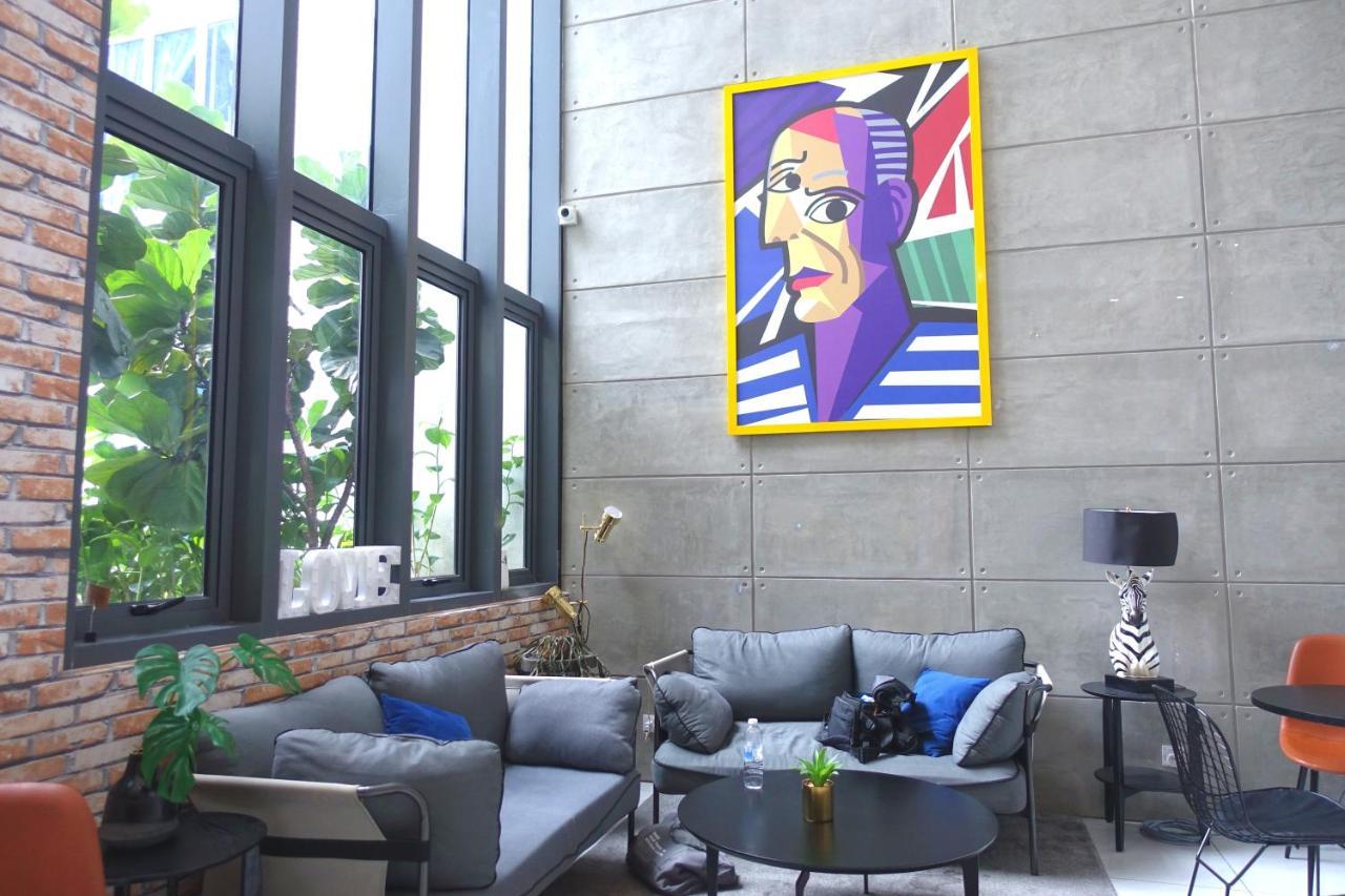 The Luxe By Infinitum Aparthotel