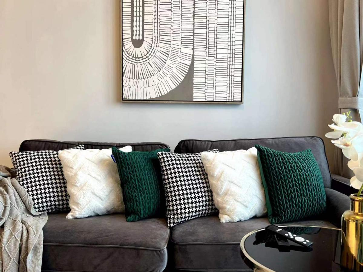 The Luxe By Infinitum Aparthotel