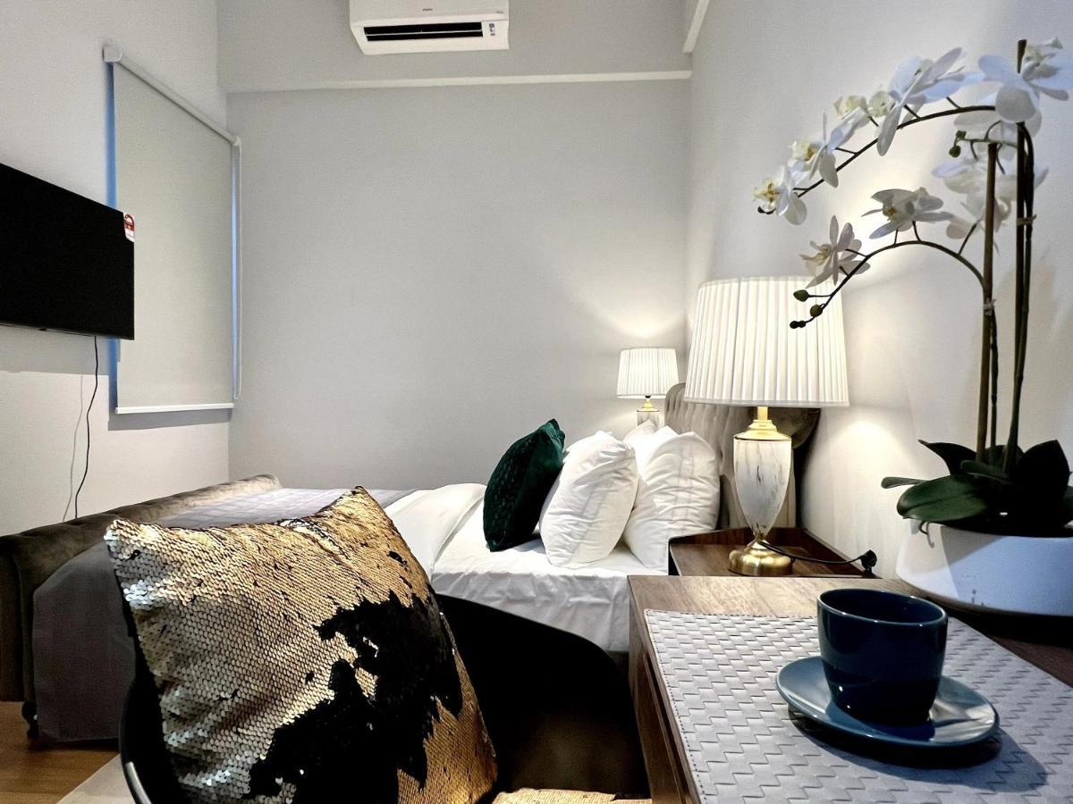 The Luxe By Infinitum Aparthotel